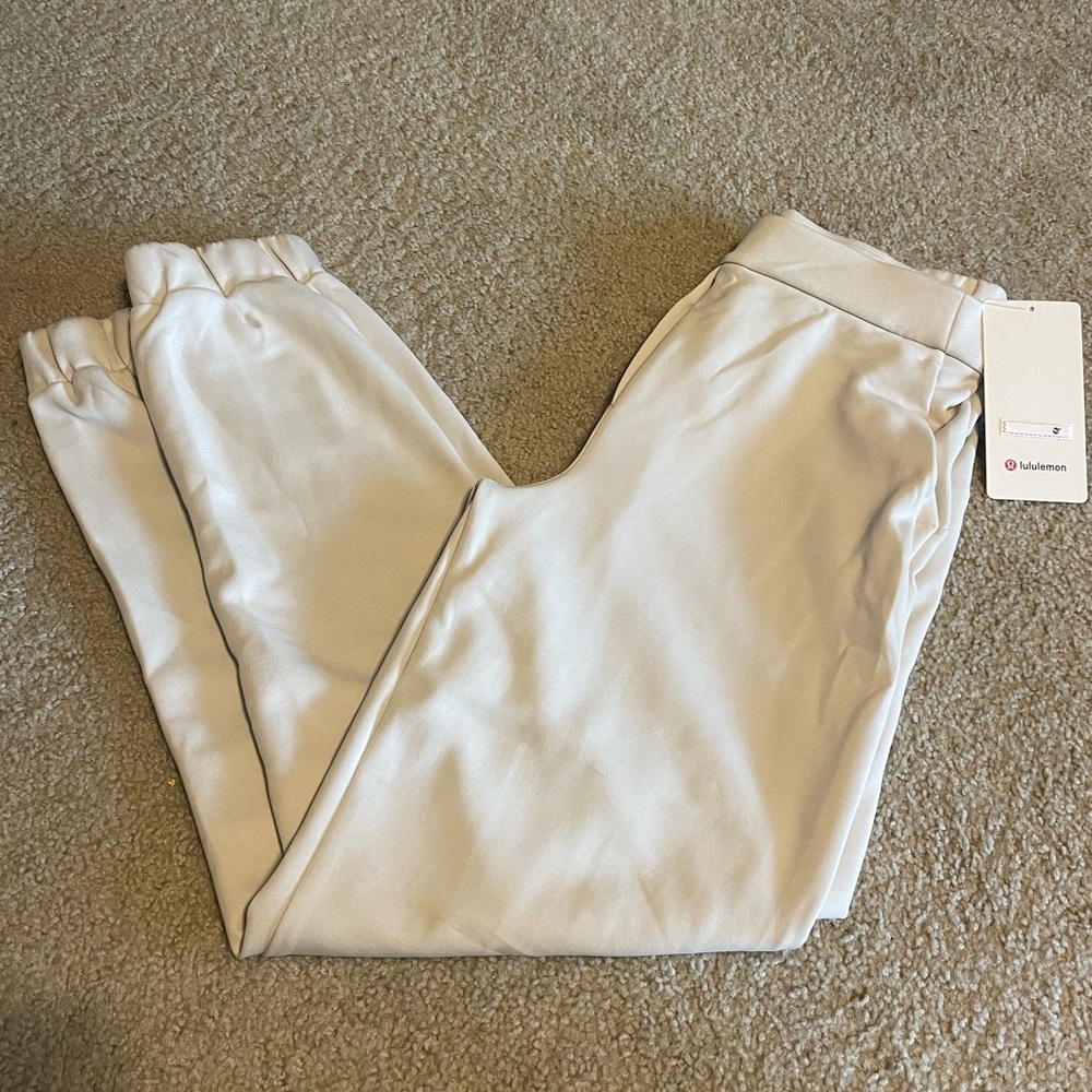 Lululemon softstreme relaxed high rise  joggers